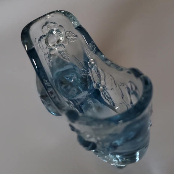 Light Blue Fenton 💙 Cabbage Rose🌹Art Glass Slipper - Picture 14 of 16